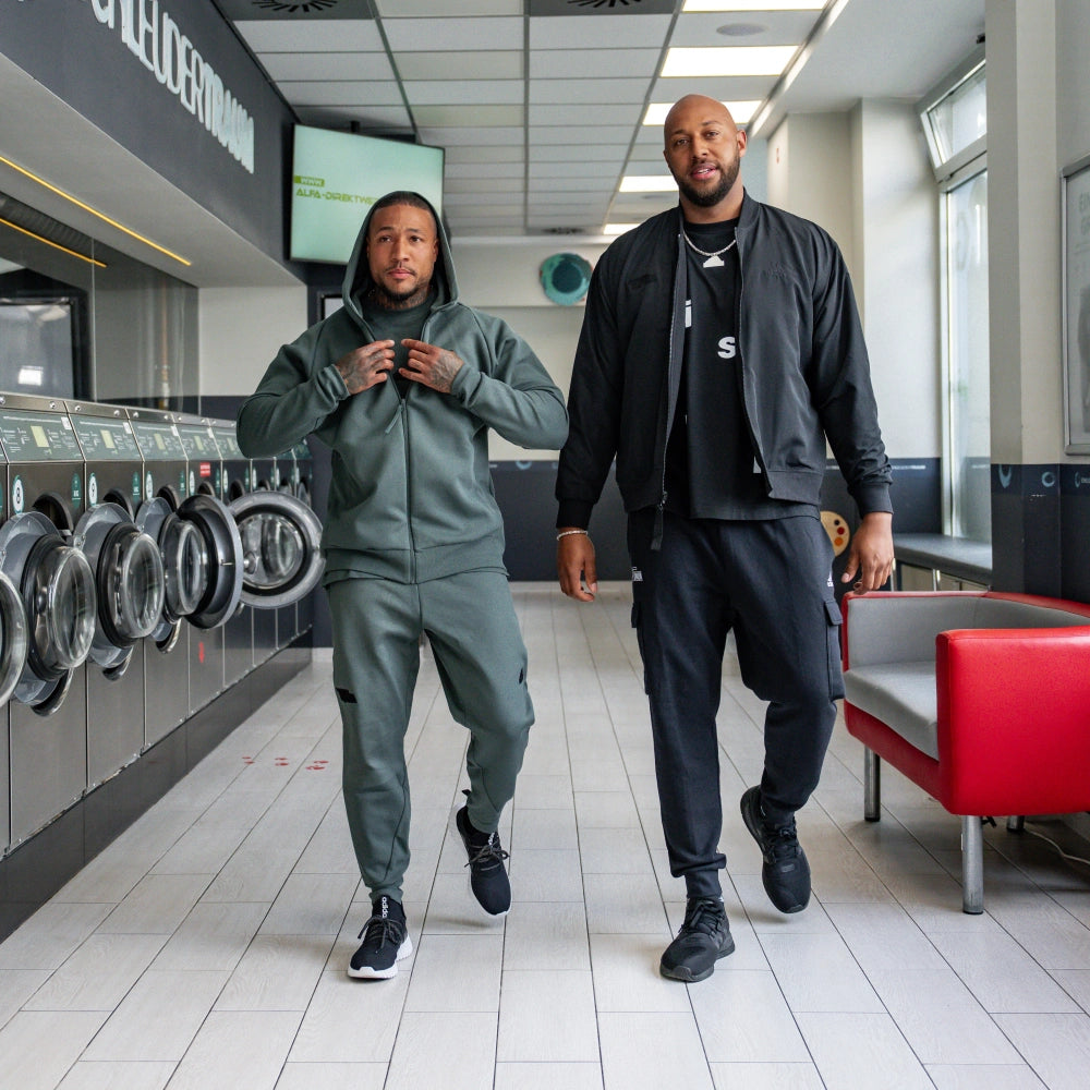 adidas cargo pants - black