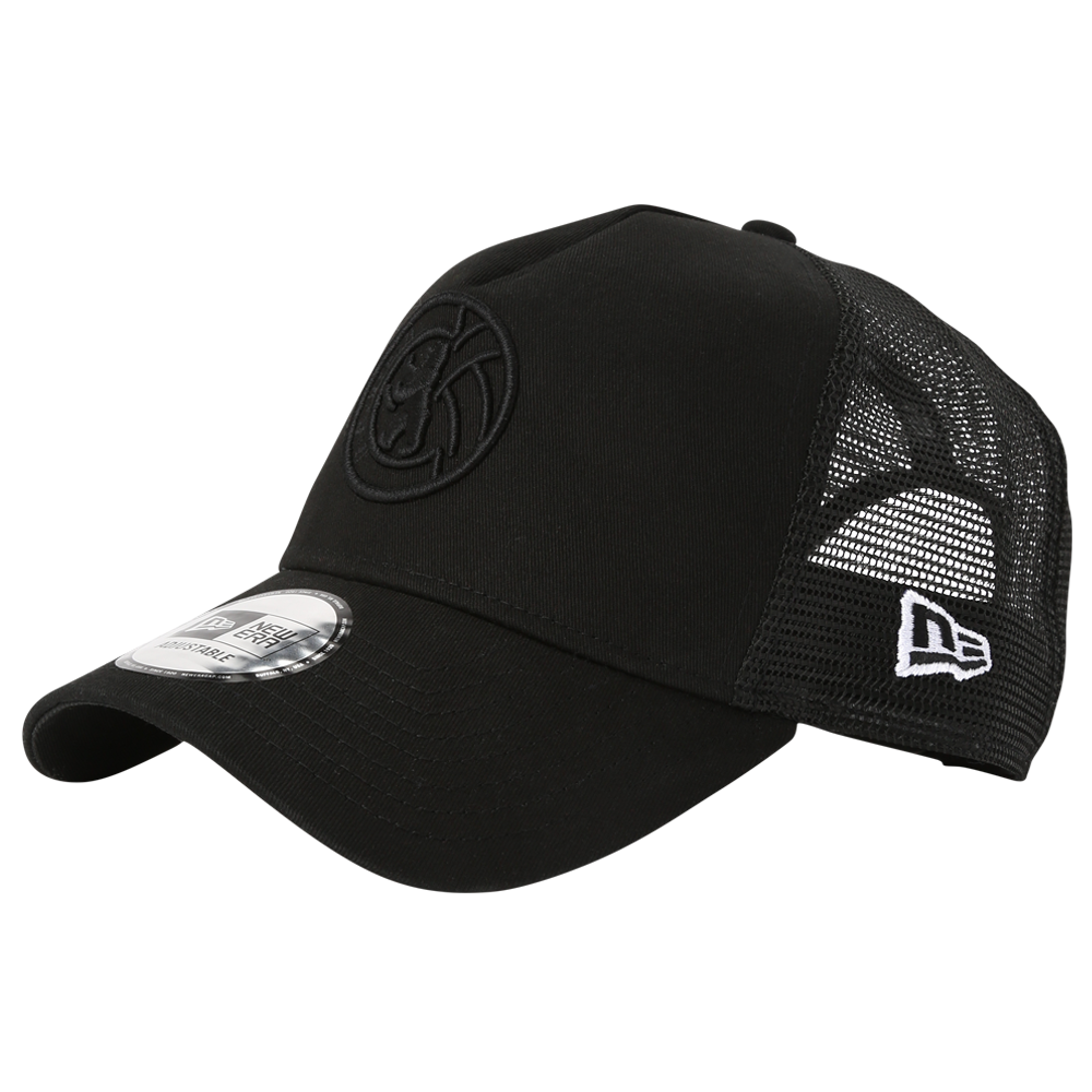 Black trucker cap sales