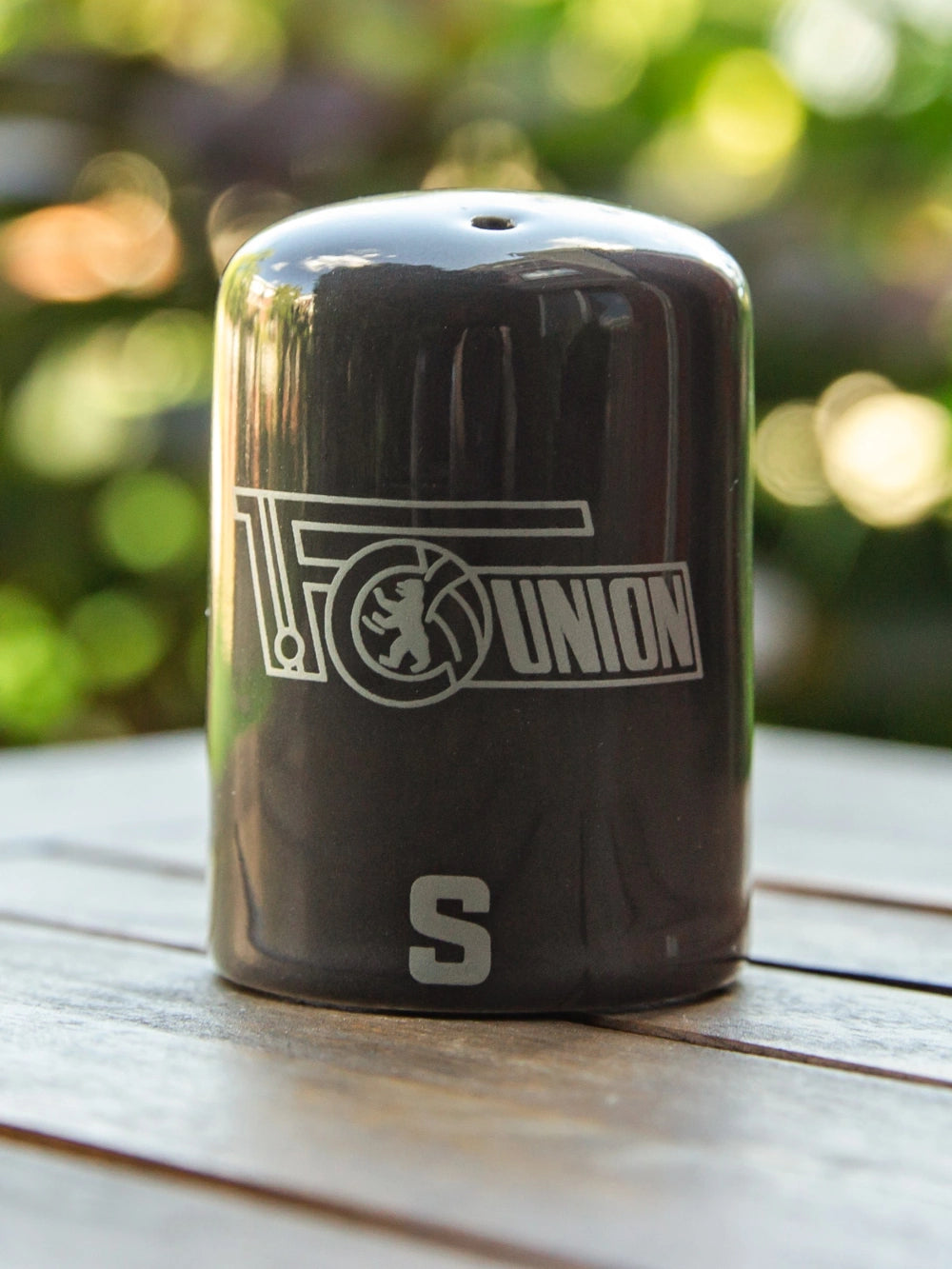 Salz- und Pfefferstreuer Logo