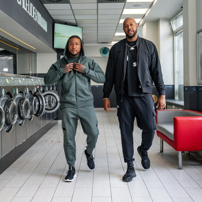 adidas cargo pants - black