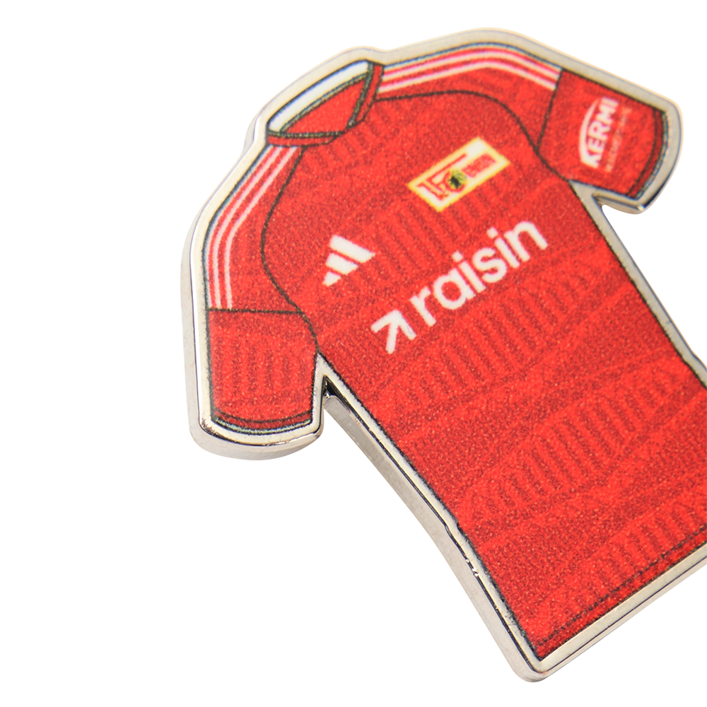 Pin Heimtrikot 26/27