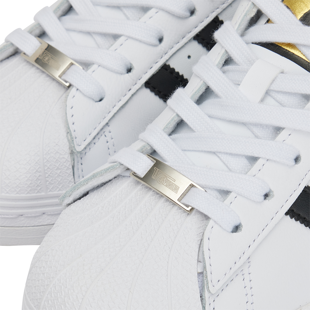 Schnürsenkelclips Logo