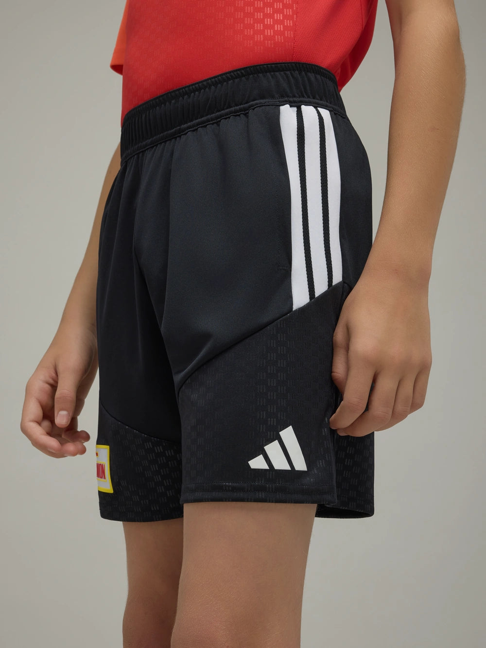 adidas Kinder Trainingshose kurz - Team 26/27